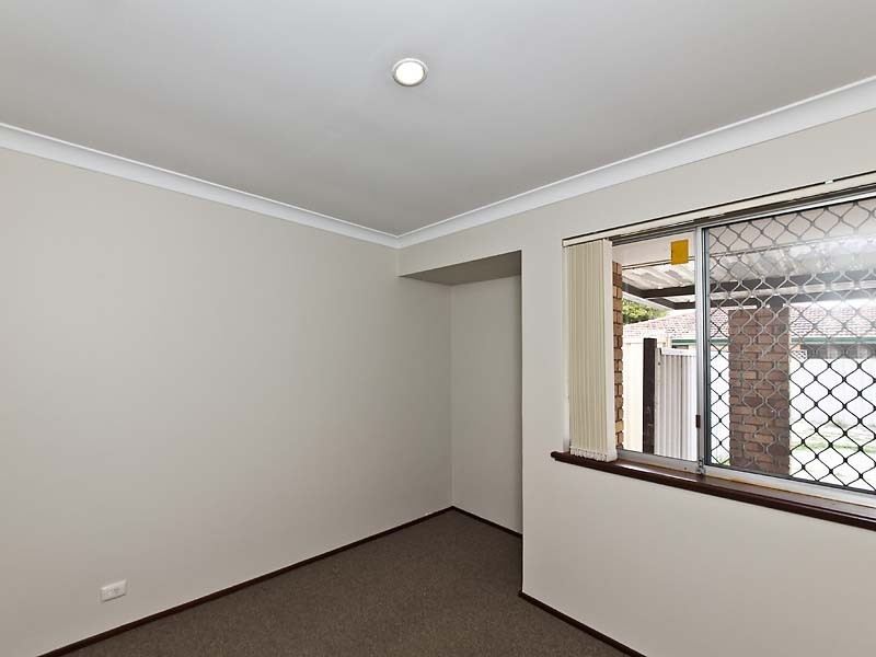 Unit 2/22 Kimberley Way, Parkwood WA 6147