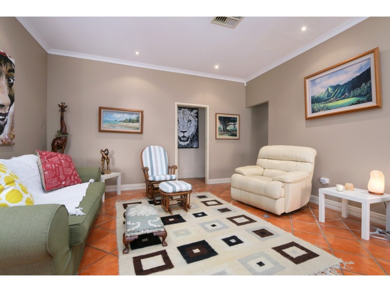 52 Lafayette Bvde,, Bibra Lake WA 6163