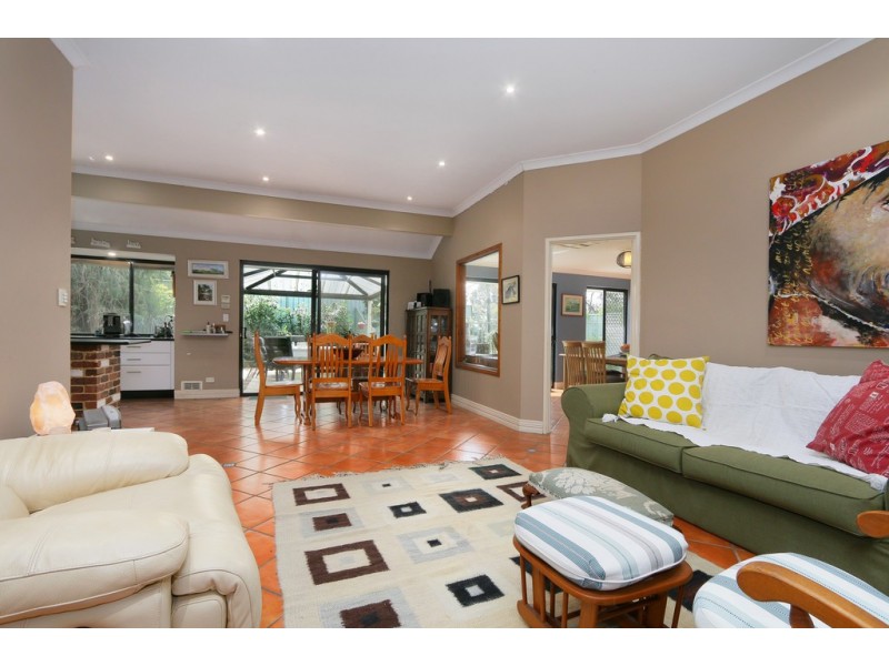 52 Lafayette Bvde,, Bibra Lake WA 6163