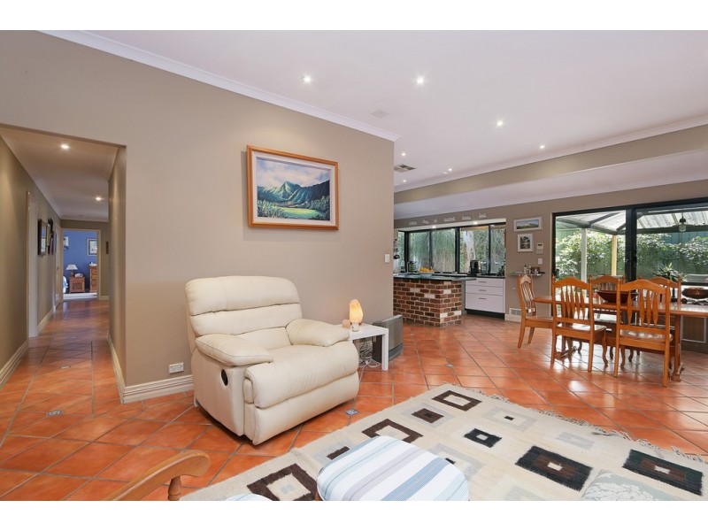 52 Lafayette Bvde,, Bibra Lake WA 6163