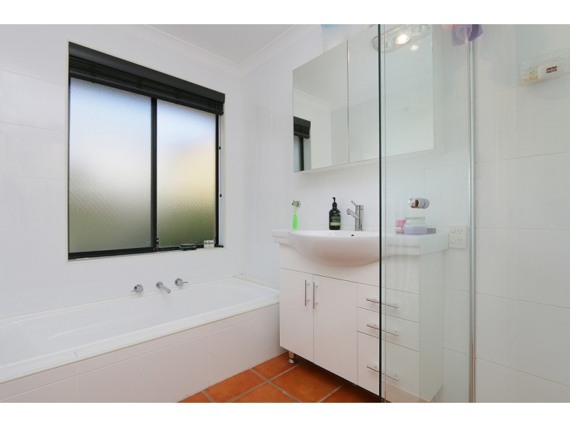 52 Lafayette Bvde,, Bibra Lake WA 6163