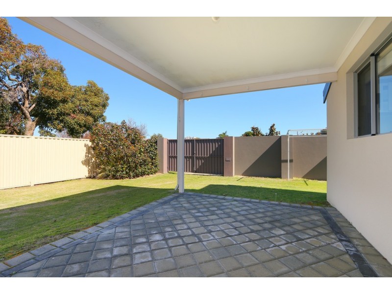 1 Thorman Place, Booragoon WA 6154