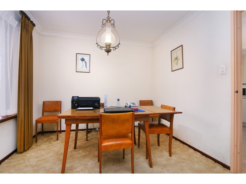 5 Pinewood Ave, Kardinya WA 6163