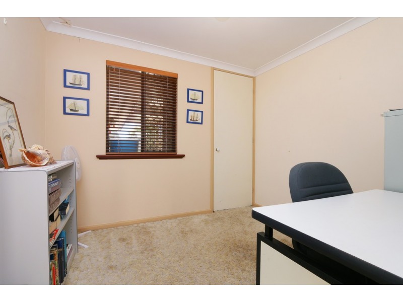 5 Pinewood Ave, Kardinya WA 6163