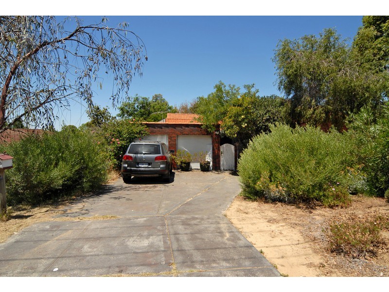 14 Cameron Way, Kardinya WA 6163