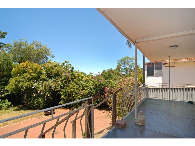 14 Cameron Way, Kardinya WA 6163