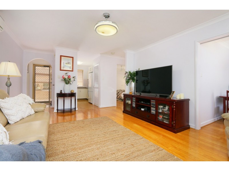 13/11-15 Petterson, Samson WA 6163