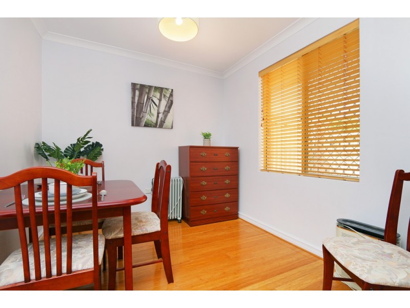 13/11-15 Petterson, Samson WA 6163