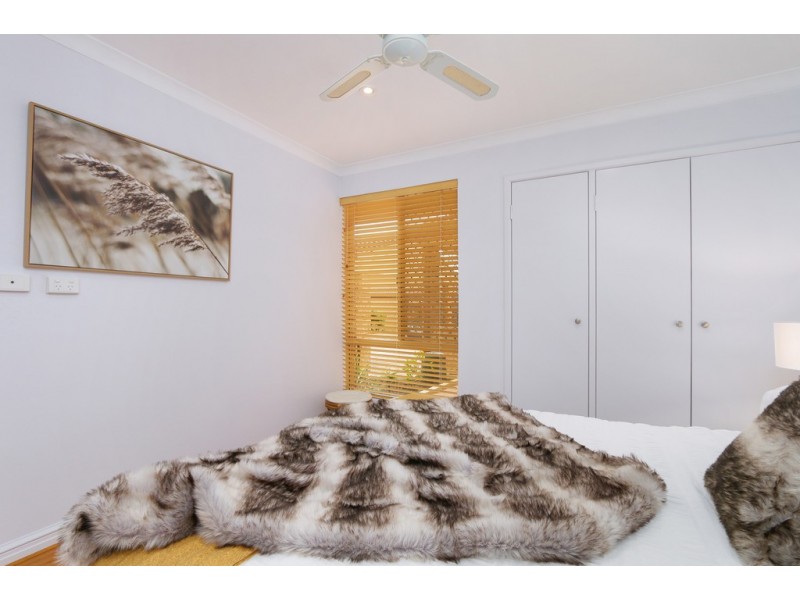 13/11-15 Petterson, Samson WA 6163