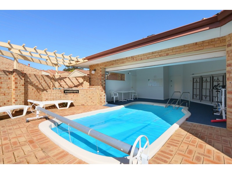 13/11-15 Petterson, Samson WA 6163