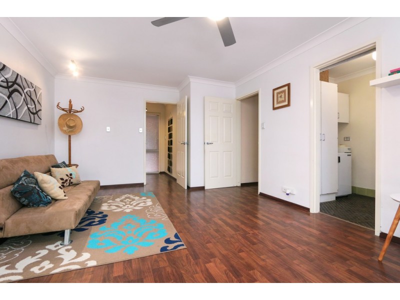 4 Christensen Street, Kardinya WA 6163