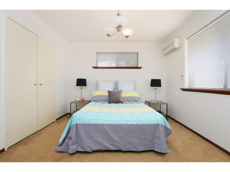 4 Christensen Street, Kardinya WA 6163