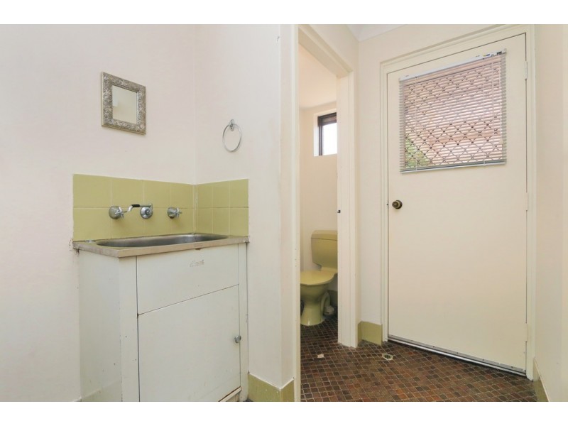 4 Christensen Street, Kardinya WA 6163