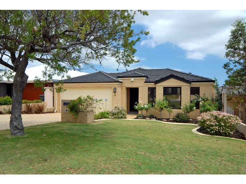 18 Antill Street, Willagee WA 6156
