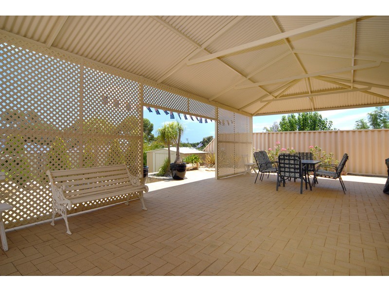 18 Antill Street, Willagee WA 6156