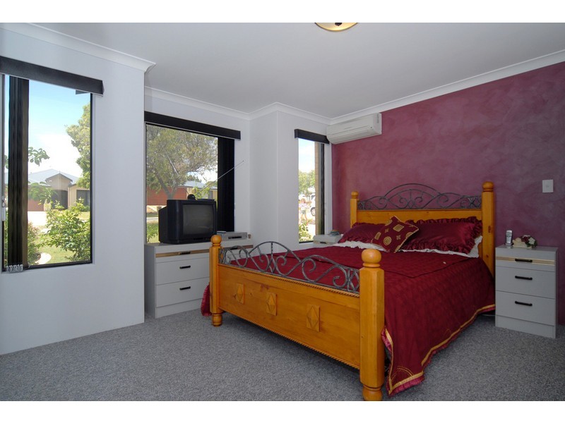 18 Antill Street, Willagee WA 6156