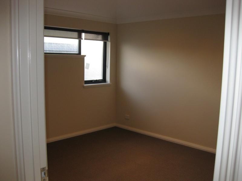 34 Longford Road, Beaconsfield WA 6162