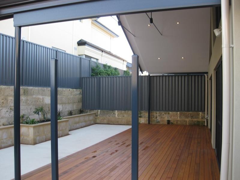 34 Longford Road, Beaconsfield WA 6162