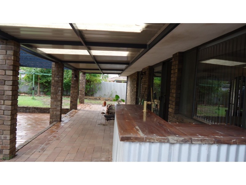 28 Kingsford Way, Huntingdale WA 6110