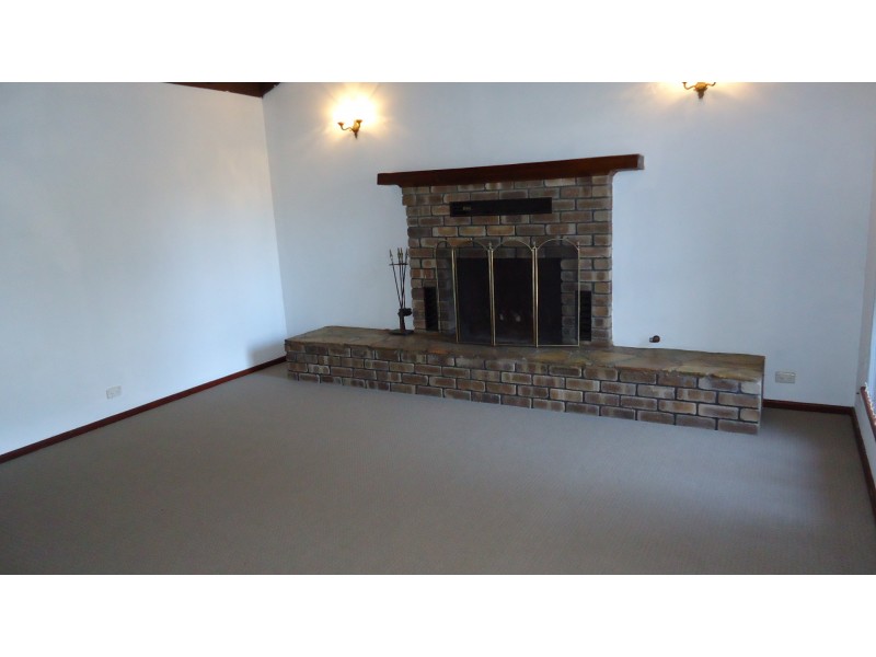 28 Kingsford Way, Huntingdale WA 6110