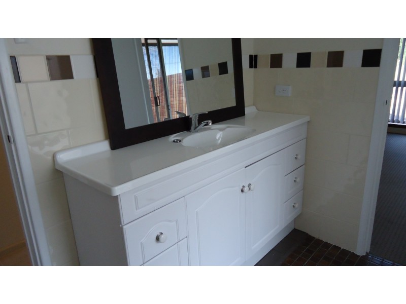 28 Kingsford Way, Huntingdale WA 6110