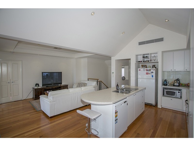 39A Canning Highway, East Fremantle WA 6158