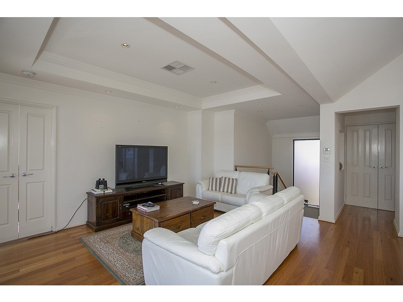 39A Canning Highway, East Fremantle WA 6158