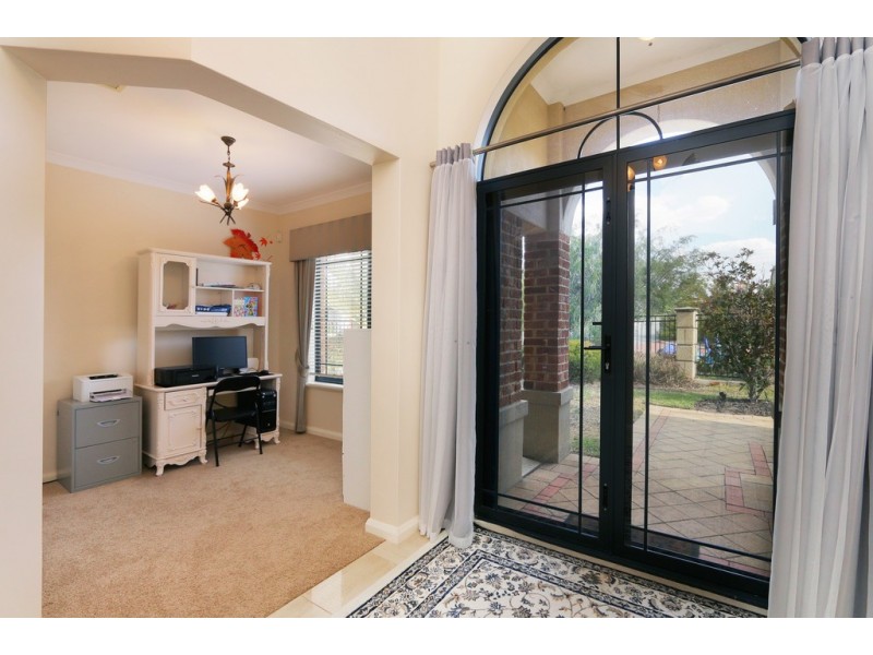 41 Friarbird Terrace, Beeliar WA 6164