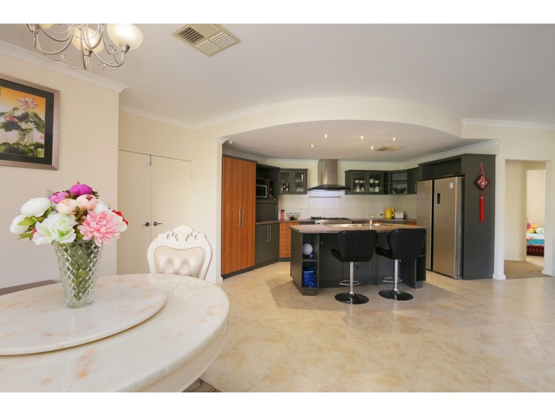 41 Friarbird Terrace, Beeliar WA 6164