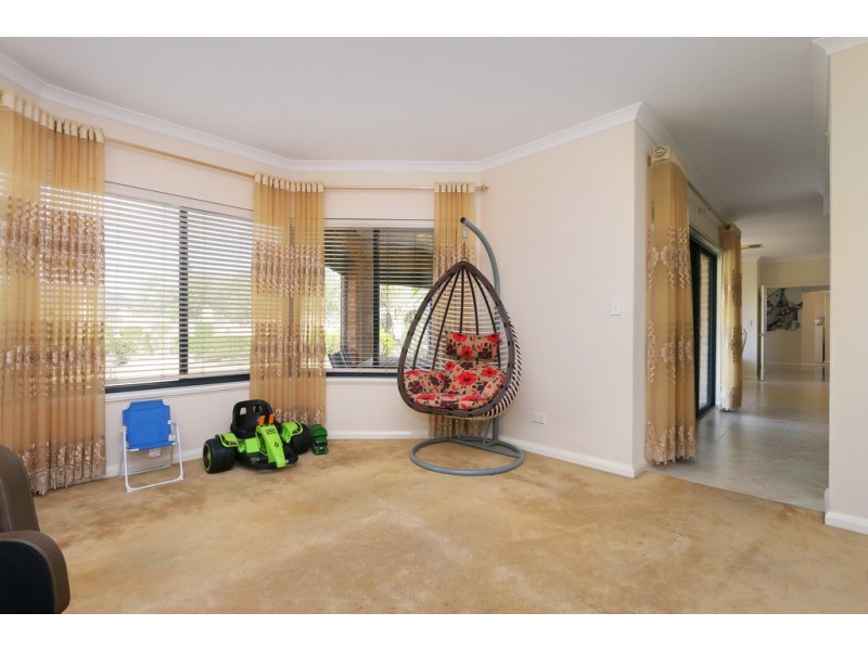 41 Friarbird Terrace, Beeliar WA 6164