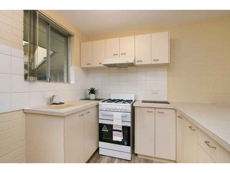 T2/24 Pearson Street, Churchlands WA 6018