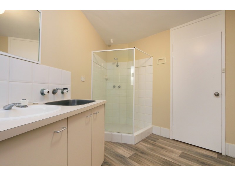 T2/24 Pearson Street, Churchlands WA 6018