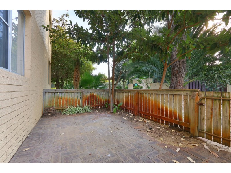 T2/24 Pearson Street, Churchlands WA 6018