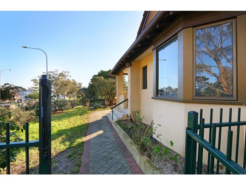 116 Marmion Street, East Fremantle WA 6158