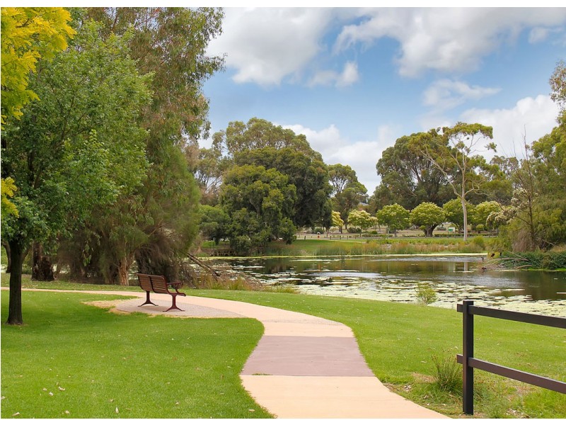 7/9 Clydesdale Street, Como WA 6152