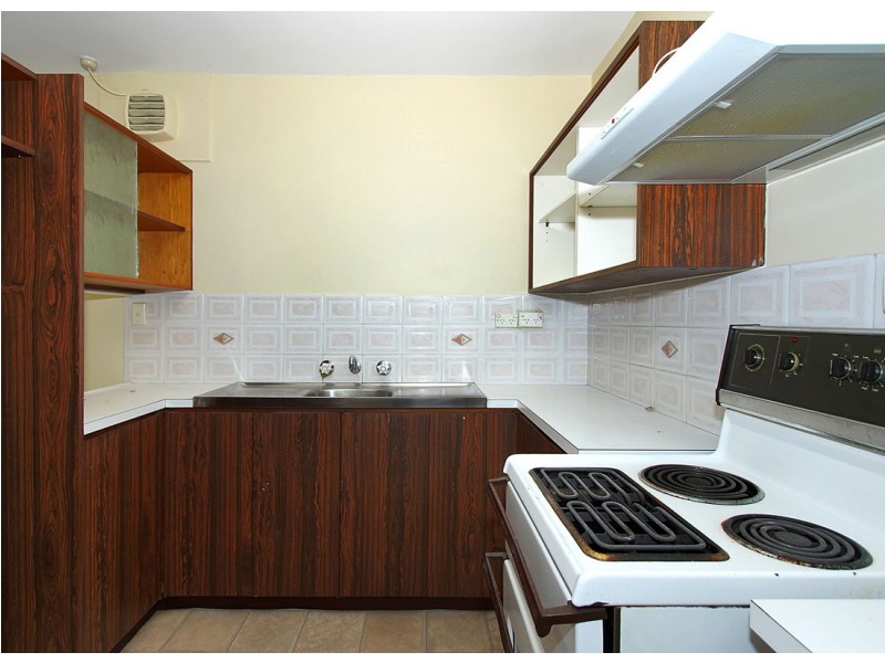 7/9 Clydesdale Street, Como WA 6152