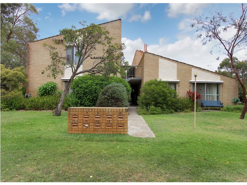 7/9 Clydesdale Street, Como WA 6152