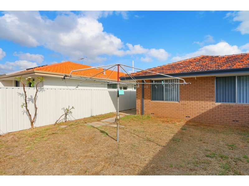 26A Duffield Ave, Beaconsfield WA 6162
