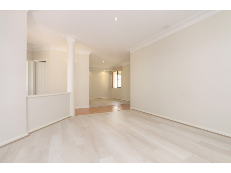 10A Colebatch Hill, Kardinya WA 6163