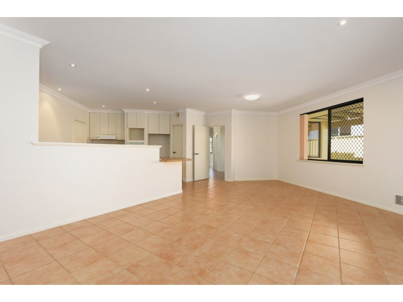 10A Colebatch Hill, Kardinya WA 6163