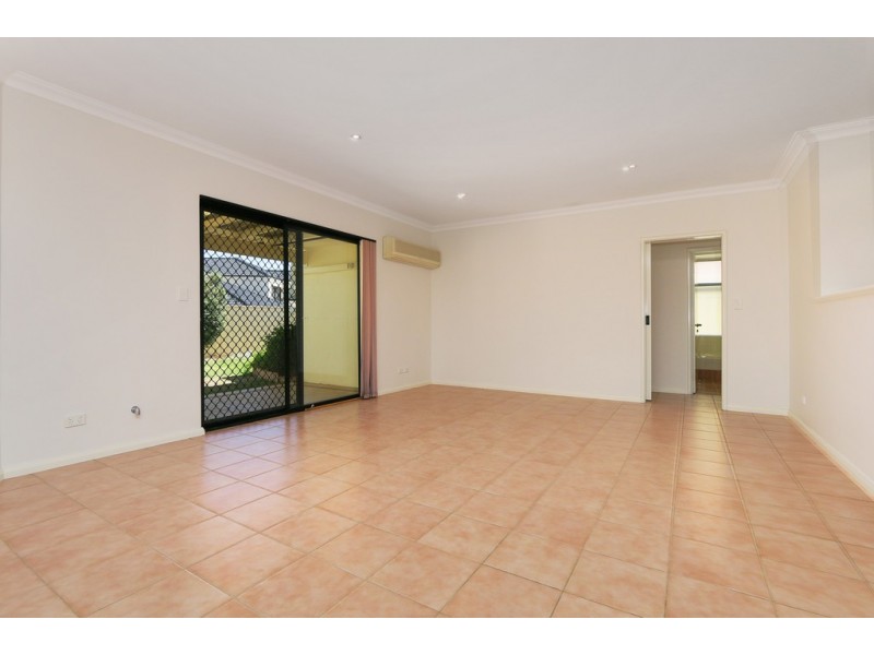 10A Colebatch Hill, Kardinya WA 6163