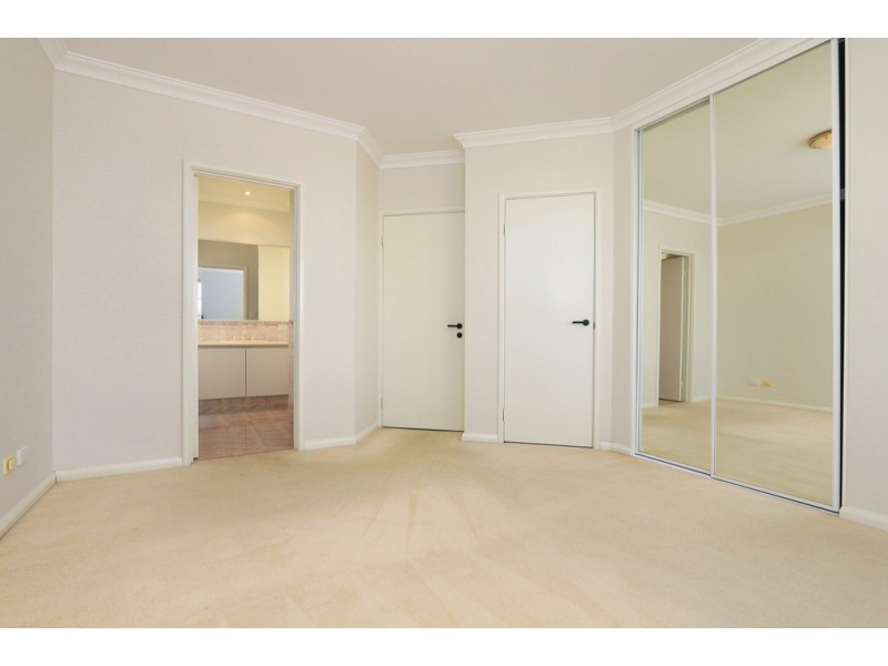 10A Colebatch Hill, Kardinya WA 6163