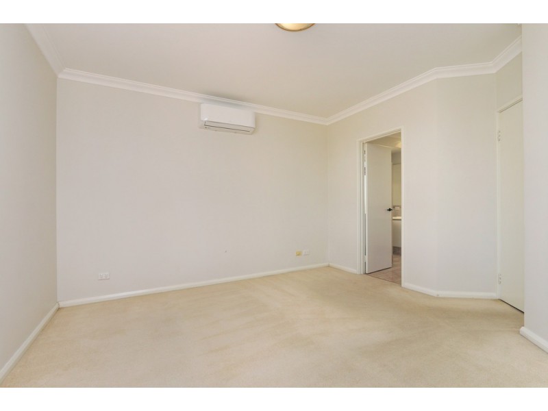 10A Colebatch Hill, Kardinya WA 6163
