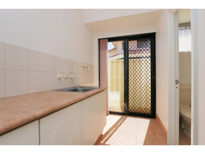 10A Colebatch Hill, Kardinya WA 6163