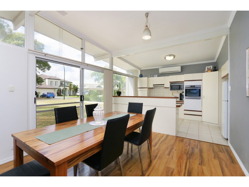 12 Peter Street, Attadale WA 6156