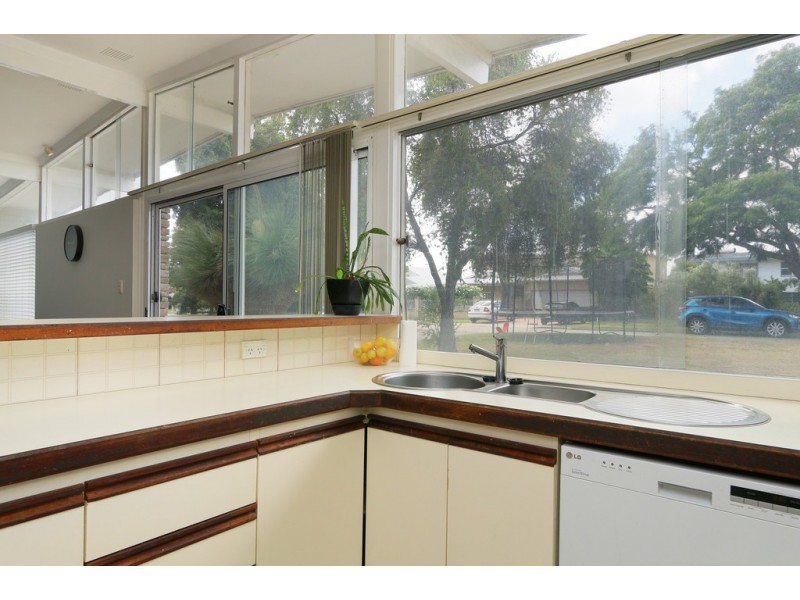 12 Peter Street, Attadale WA 6156