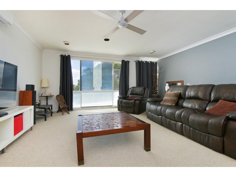 12 Peter Street, Attadale WA 6156