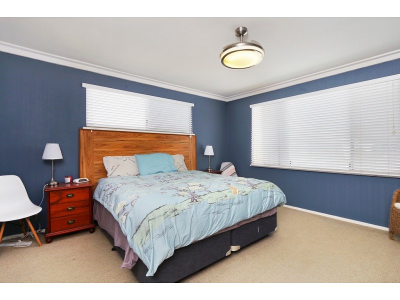 12 Peter Street, Attadale WA 6156