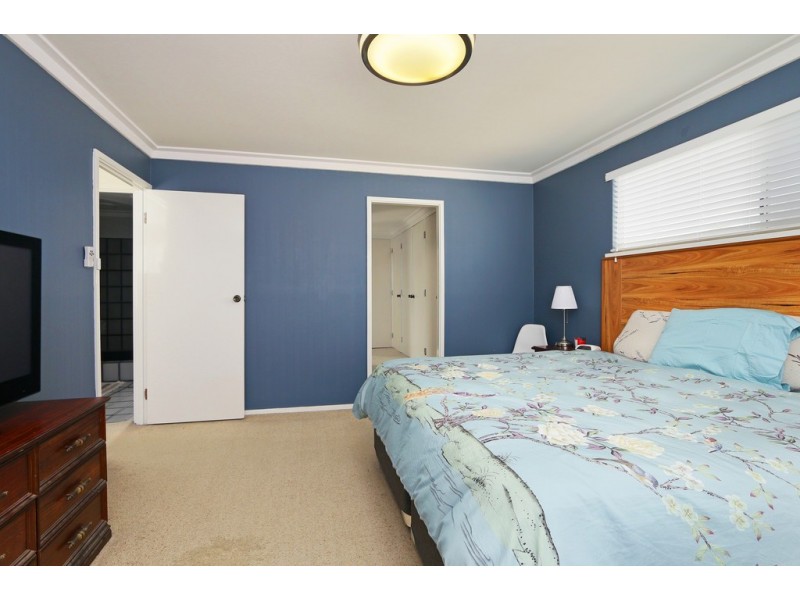 12 Peter Street, Attadale WA 6156