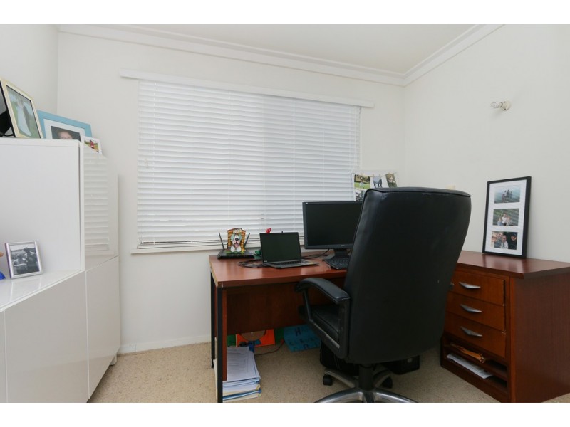 12 Peter Street, Attadale WA 6156